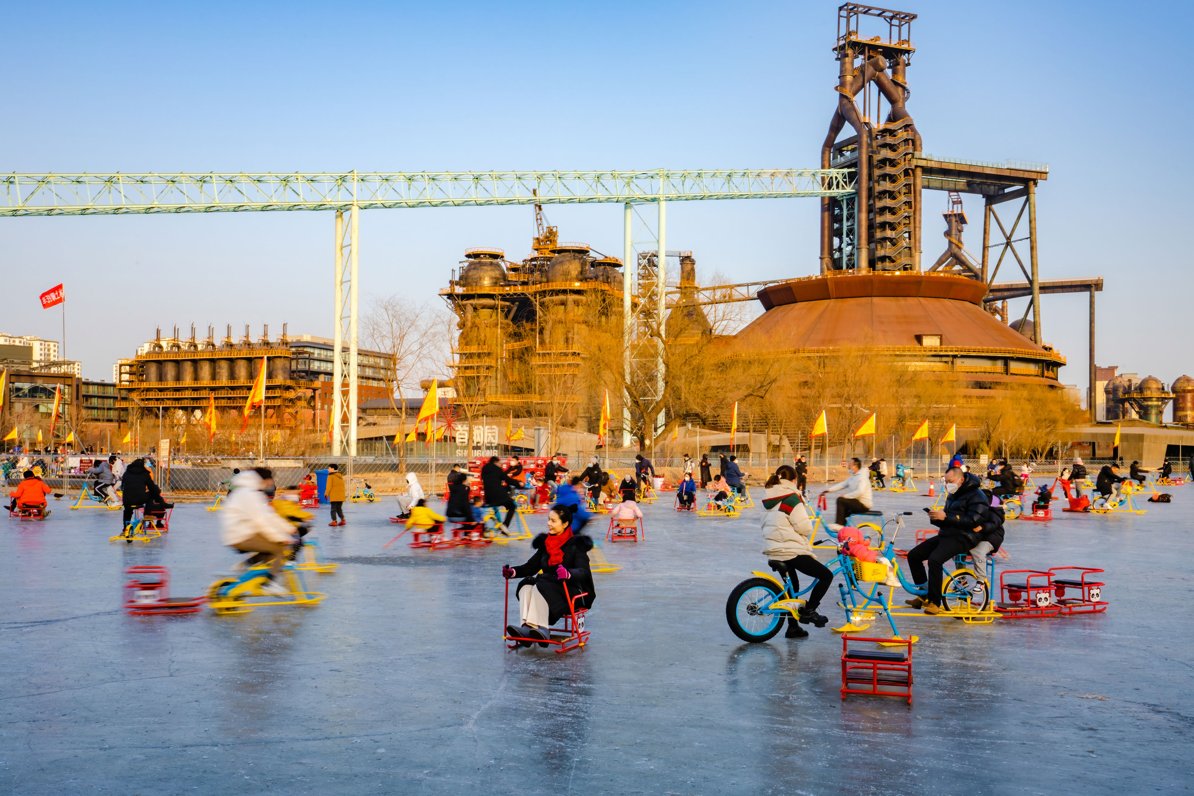 永定河畔钢铁遗存蝶变生态园区（组图）