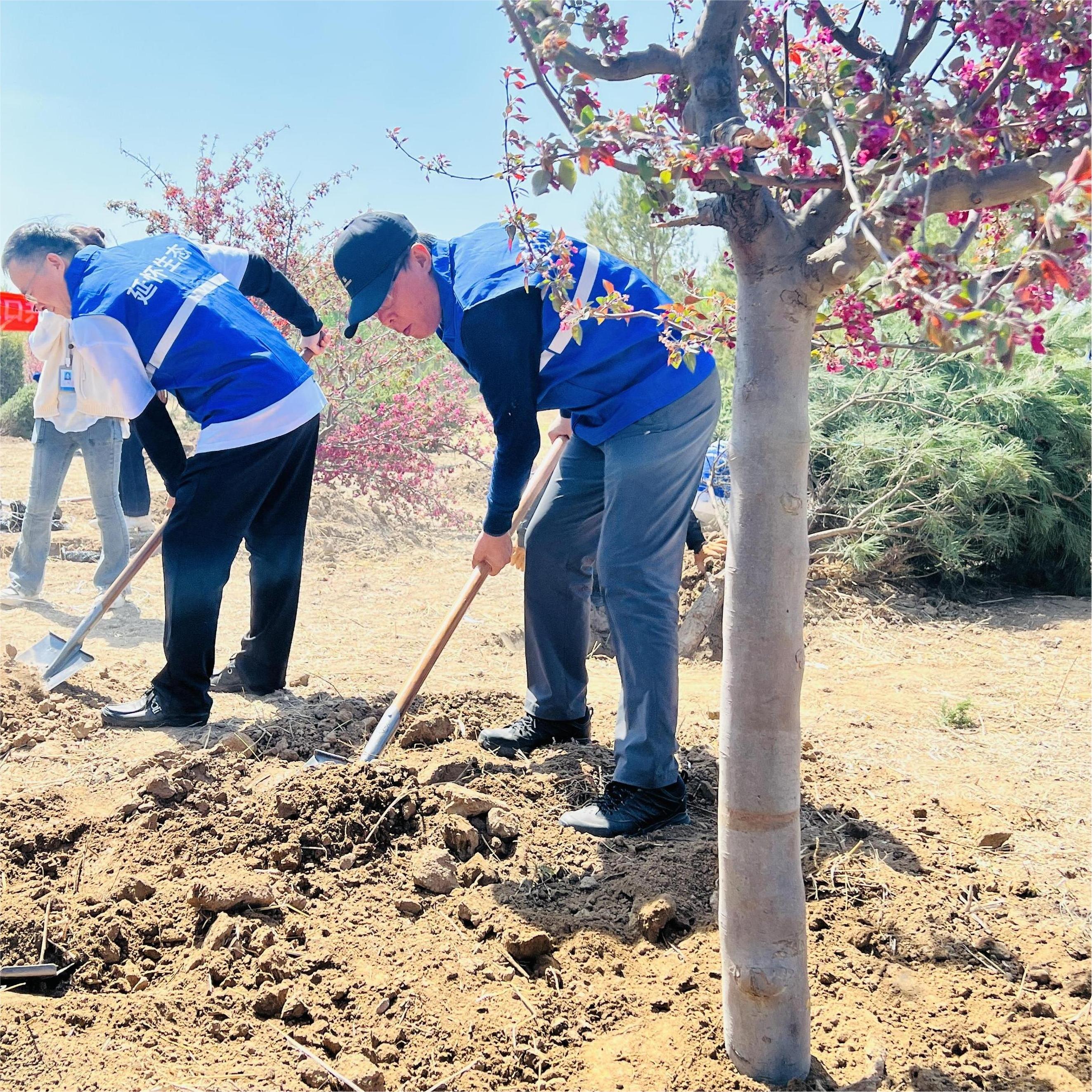 “保护北京母亲河 共建首都水源地”义务植树活动在怀来官厅水库国家湿地公园举行 “保护北京母亲河 共建首都水源地”义务植树活动在怀来官厅水库国家湿地公园举行