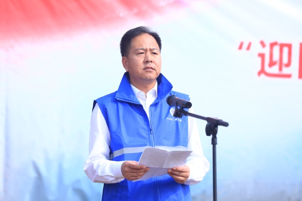 迎国庆、共爱卫、护碧水 迎国庆、共爱卫、护碧水