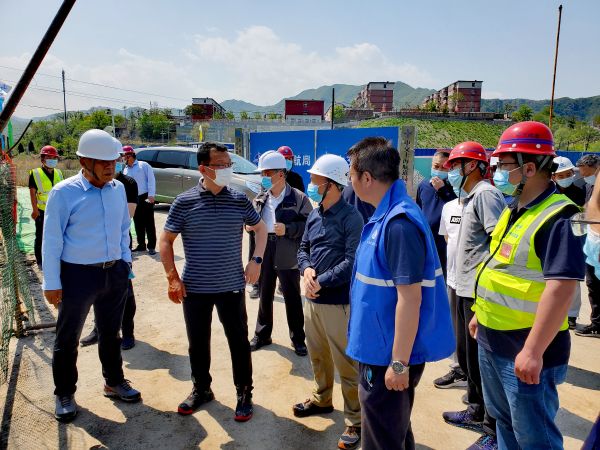 北京市水务局党组书记、局长潘安君调研永定河北京段生态补水工作 北京市水务局党组书记、局长潘安君调研永定河北京段生态补水工作