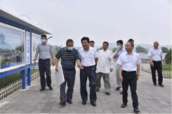 生态环保行业专家组一行到永定河投资公司考察调研 生态环保行业专家组一行到永定河投资公司考察调研