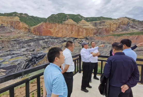 公司召开第二届董事会第五次会议并组织股东代表、董事、监事赴永定河沿线考察调研 公司召开第二届董事会第五次会议并组织股东代表、董事、监事赴永定河沿线考察调研
