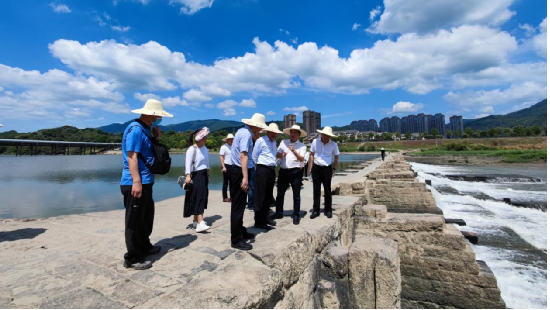 公司主要领导率团赴木兰溪考察调研 公司主要领导率团赴木兰溪考察调研