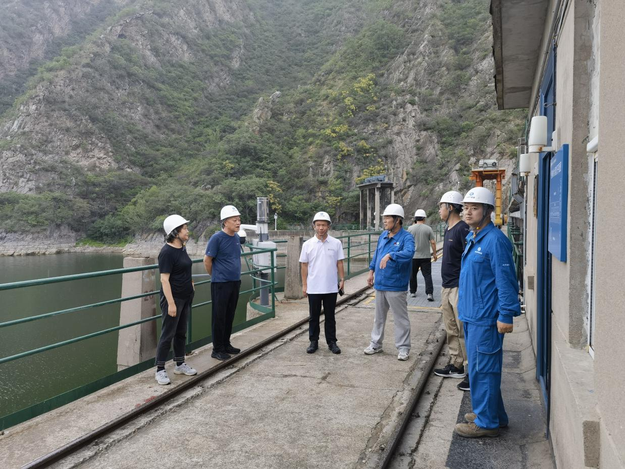 公司主要领导检查北京运营公司应对强降雨措施落实情况