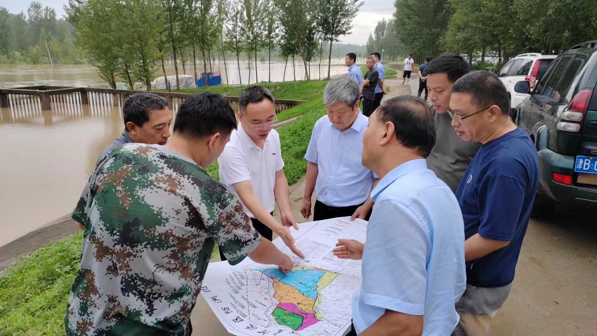 天津市水务局副局长杨玉刚调研廊坊市永定河泛区段防洪度汛情况 天津市水务局副局长杨玉刚调研廊坊市永定河泛区段防洪度汛情况