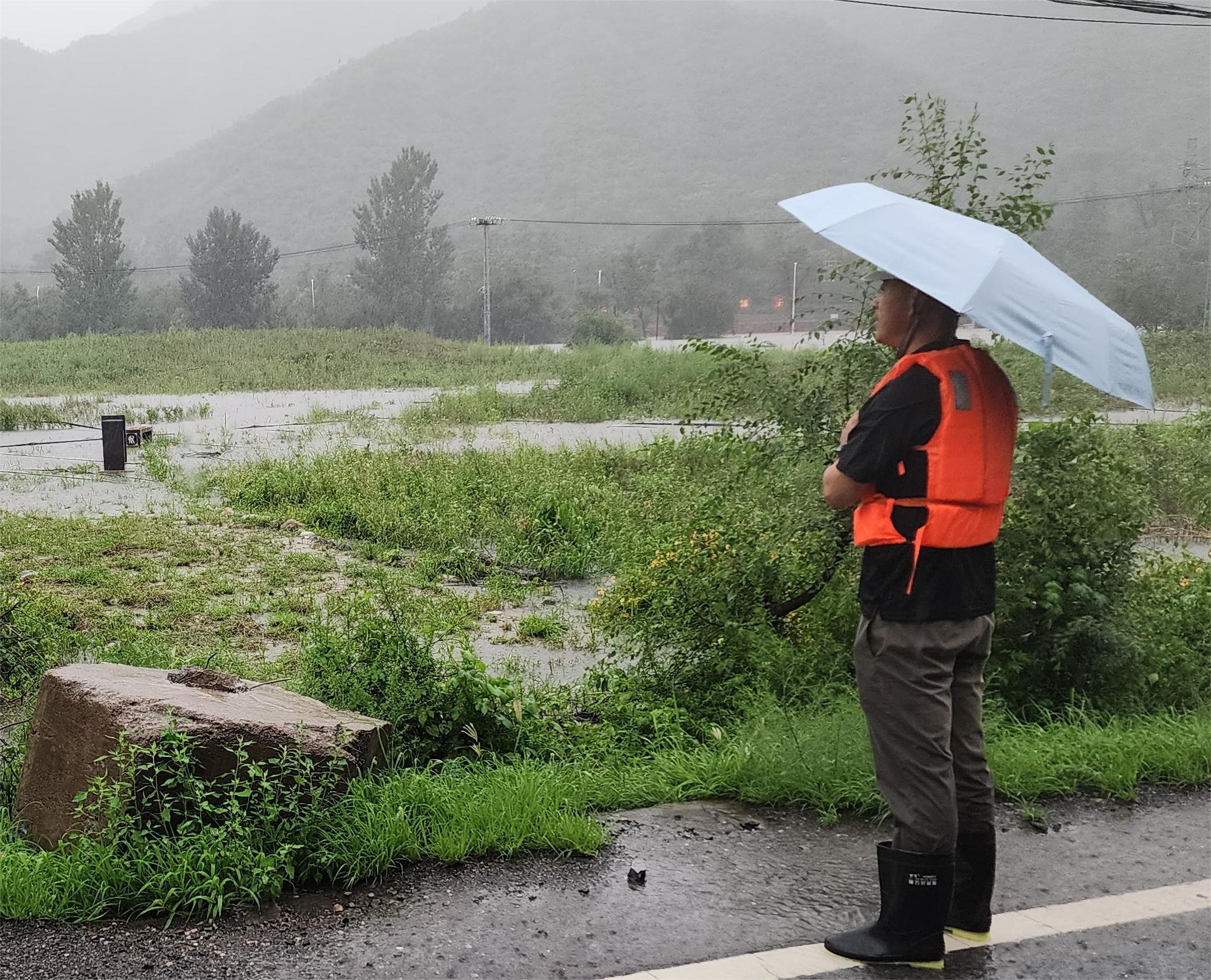 【抗洪先锋榜9】暴雨中的“探路人” 【抗洪先锋榜9】暴雨中的“探路人”