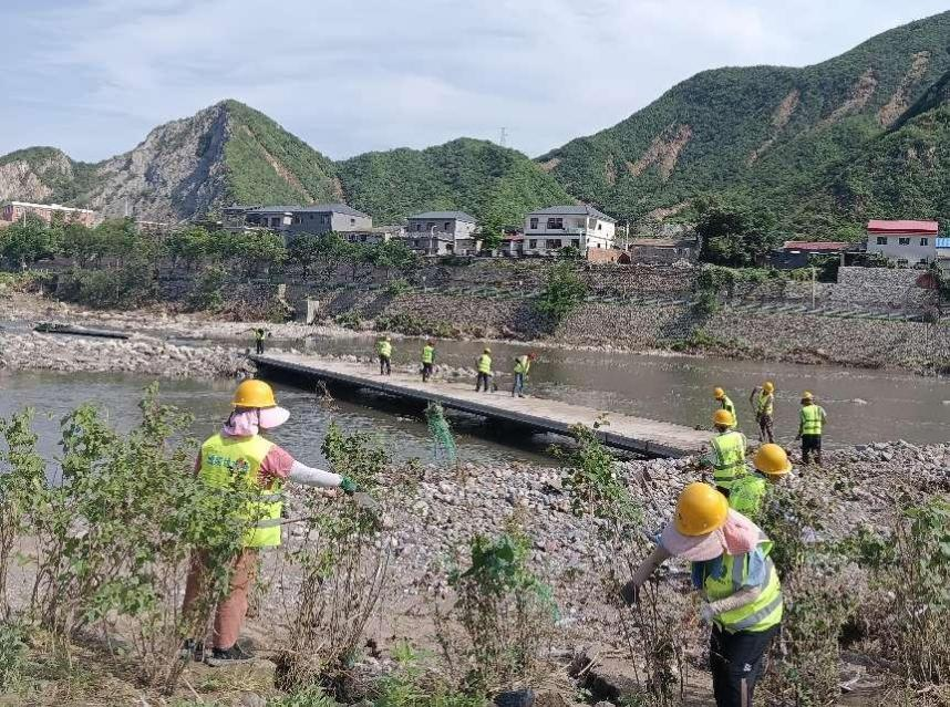 争分夺秒 决战决胜——北京分公司全力打赢门头沟河道应急清理“收官战” 争分夺秒 决战决胜——北京分公司全力打赢门头沟河道应急清理“收官战”