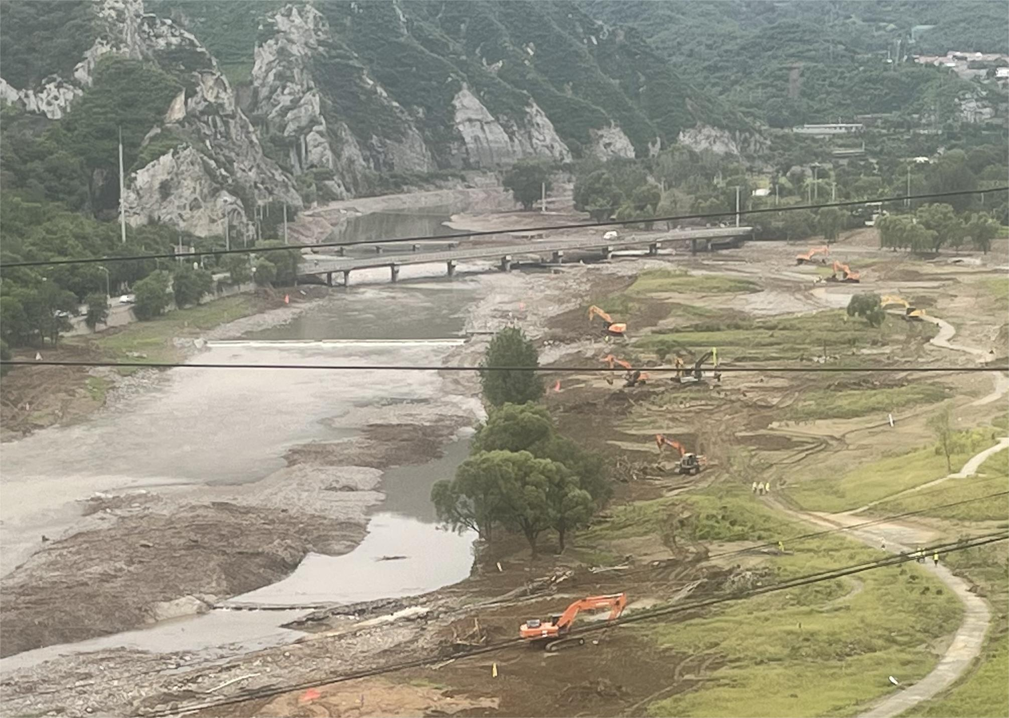一线传真 | 野溪桥至陈家庄桥区域1200米河道清理接近尾声
