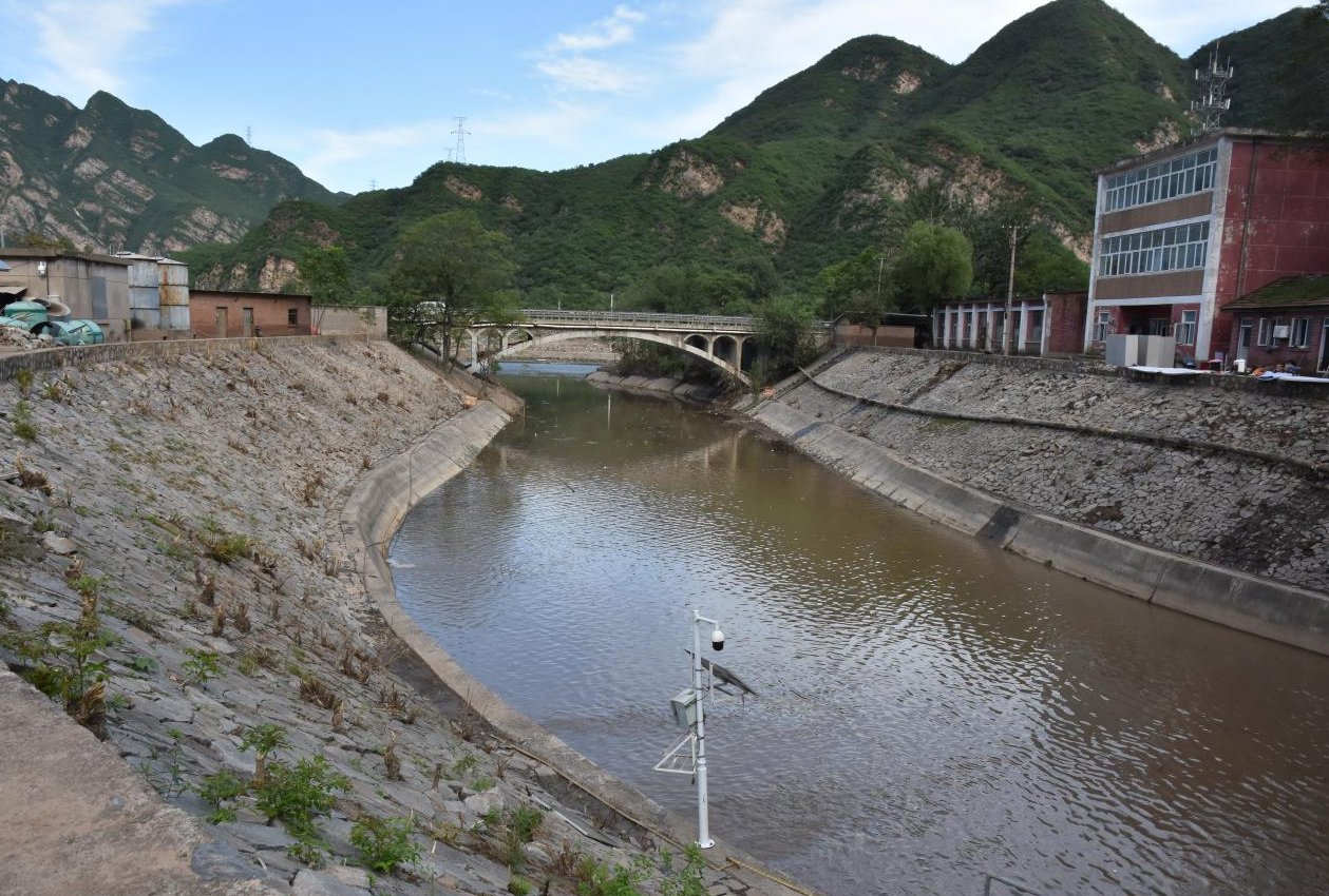 一线传真| 北京运营公司连续奋战重建家园