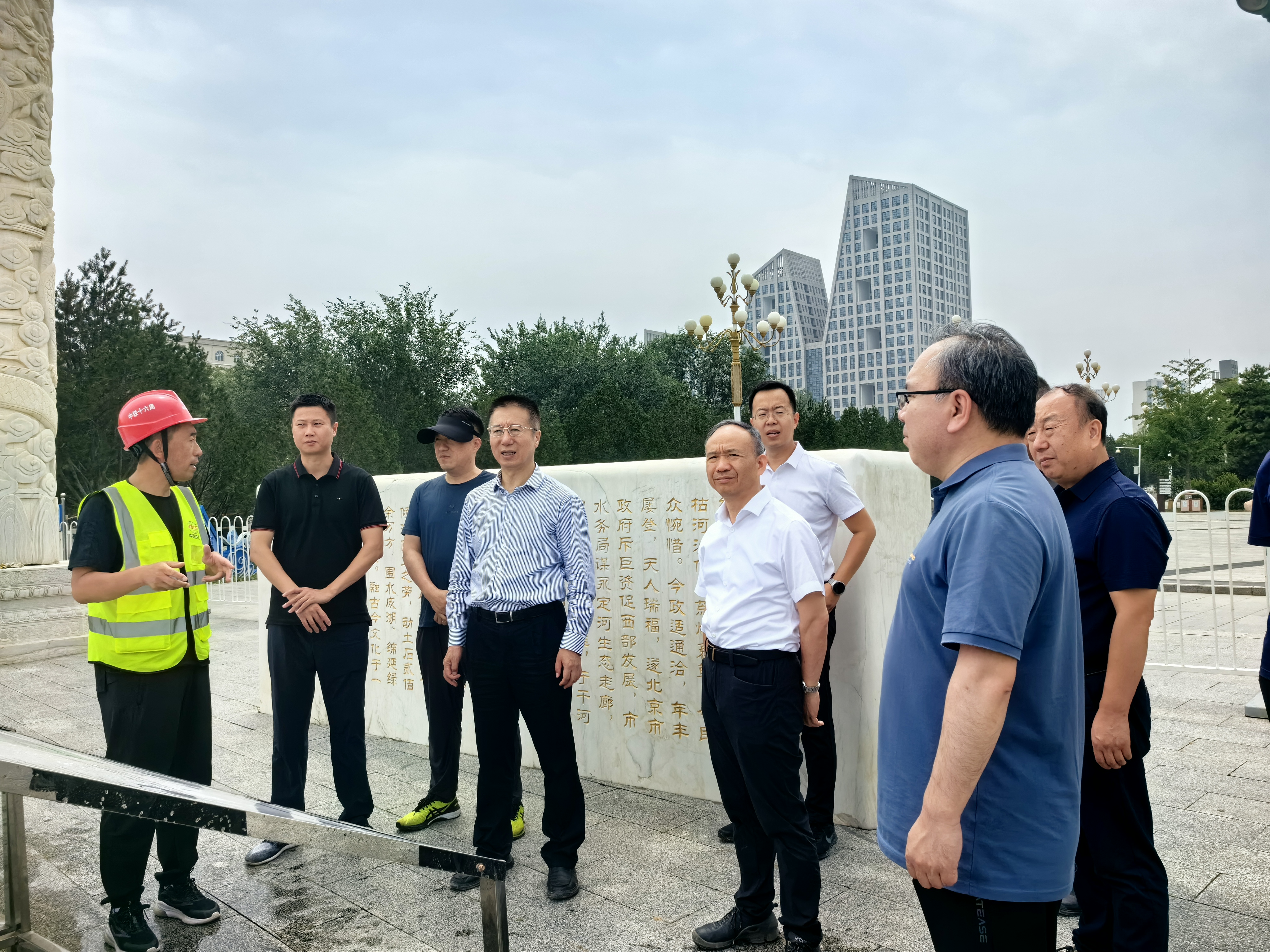 公司主要领导赴永定河山峡段综合提升及“五湖一线”水毁修复工程开展防汛安全检查 公司主要领导赴永定河山峡段综合提升及“五湖一线”水毁修复工程开展防汛安全检查