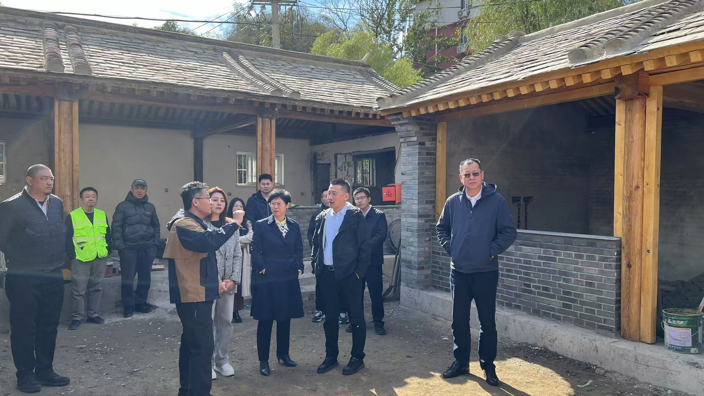 公司领导督导检查京西古道沉浸式生态小镇项目建设工作