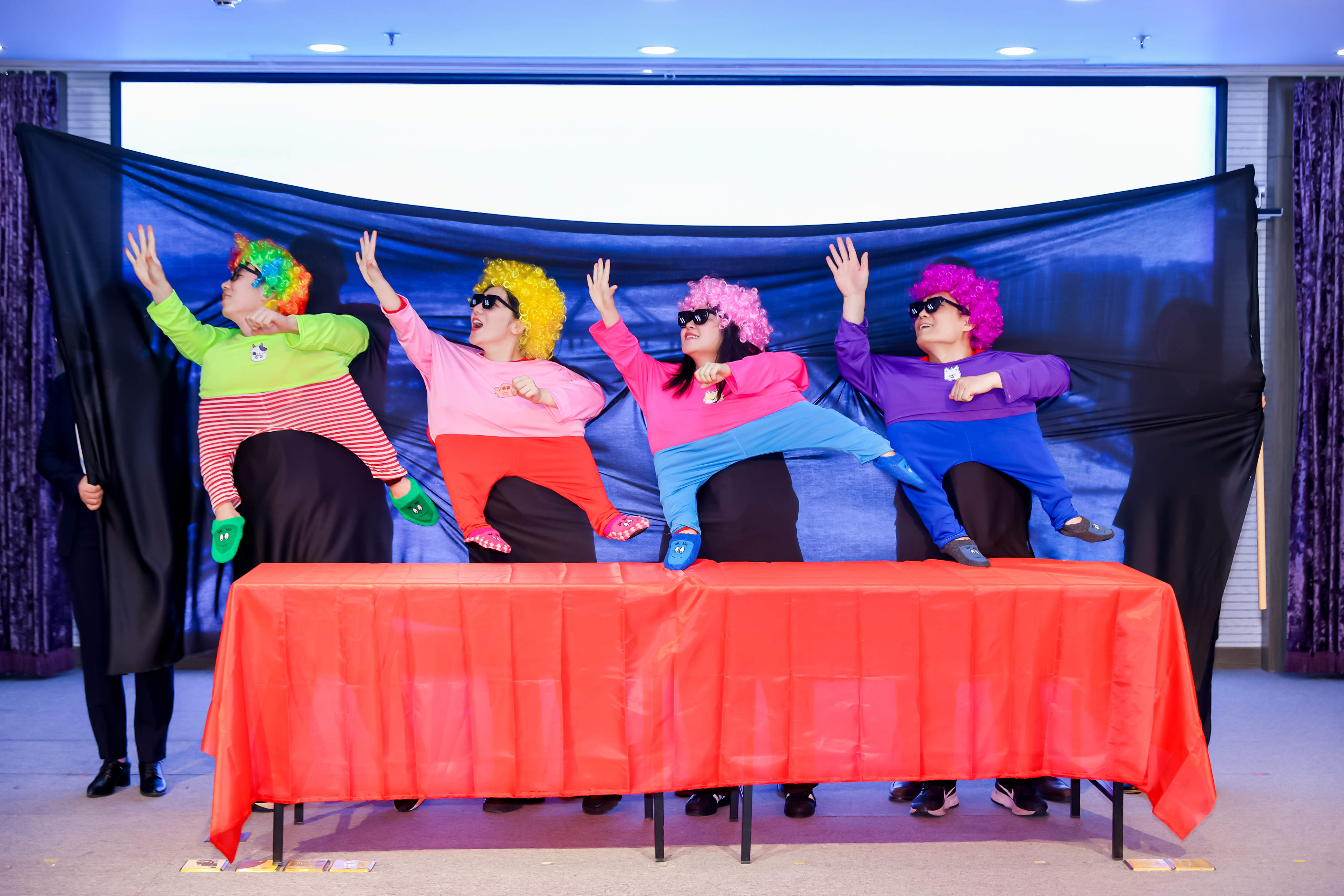 永定河流域公司举办2026年新春茶话会