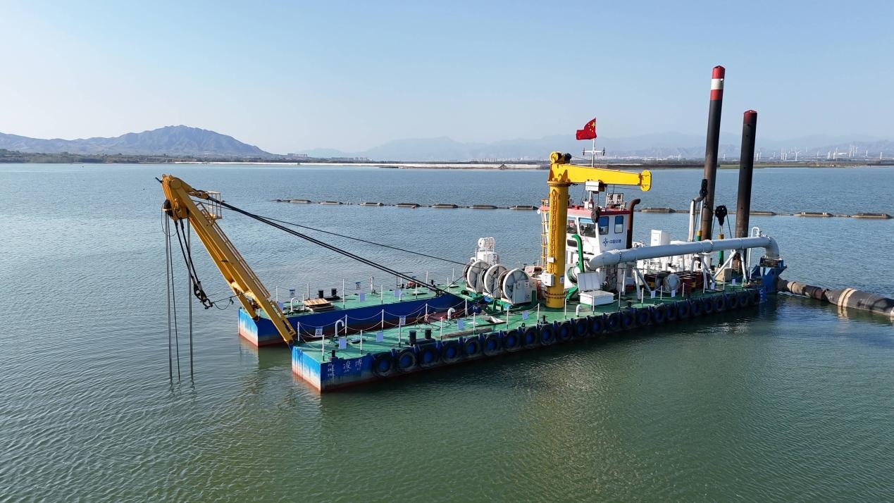 永定河治理修复假日不停工  全力推进灾后恢复重建项目建设