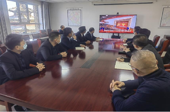 永定河投资（浑源）生态发展有限公司组织收听收看党的二十大开幕盛况